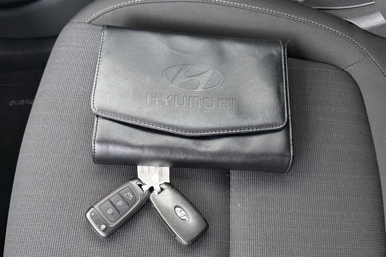 Vehicle Image 27