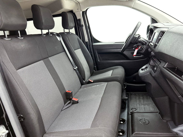 Vehicle Image 37