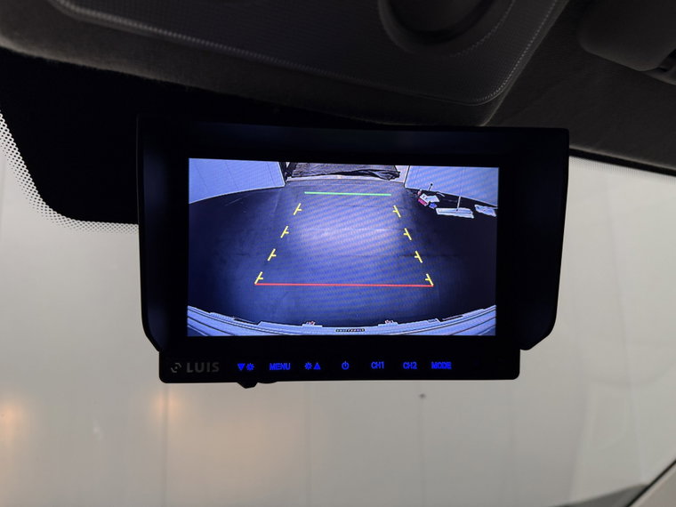 Vehicle Image 18