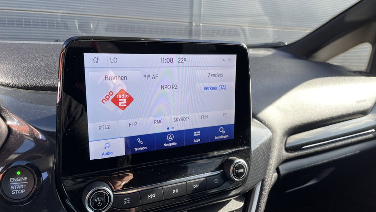Vehicle Image 14