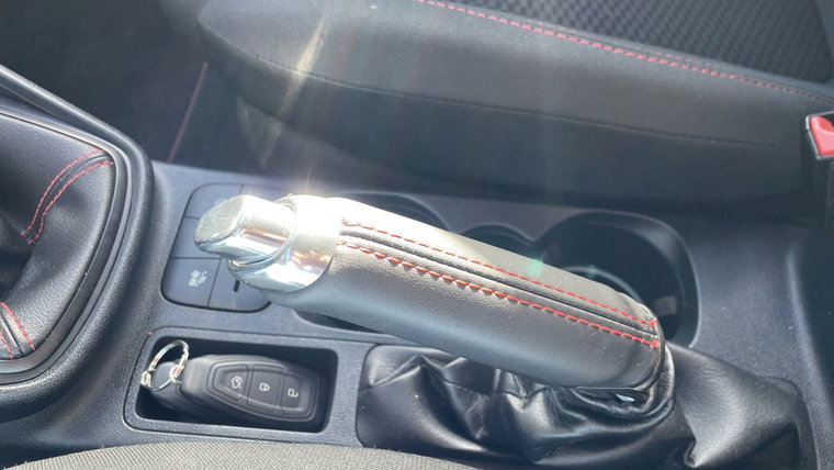 Vehicle Image 24