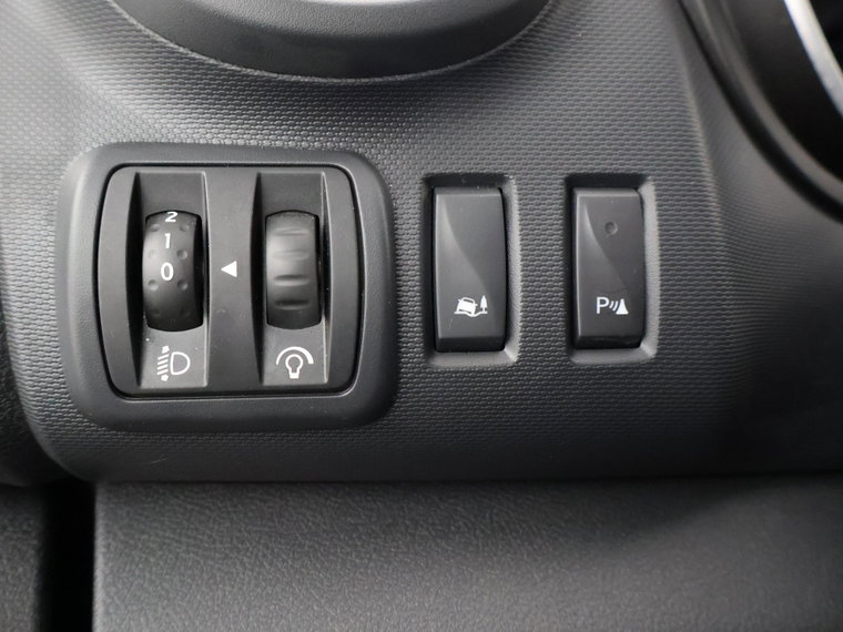 Vehicle Image 28