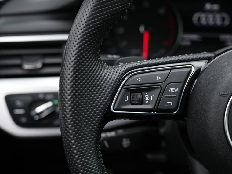 Vehicle Image 23