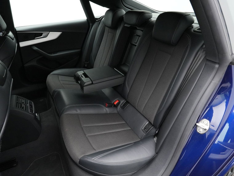 Vehicle Image 36