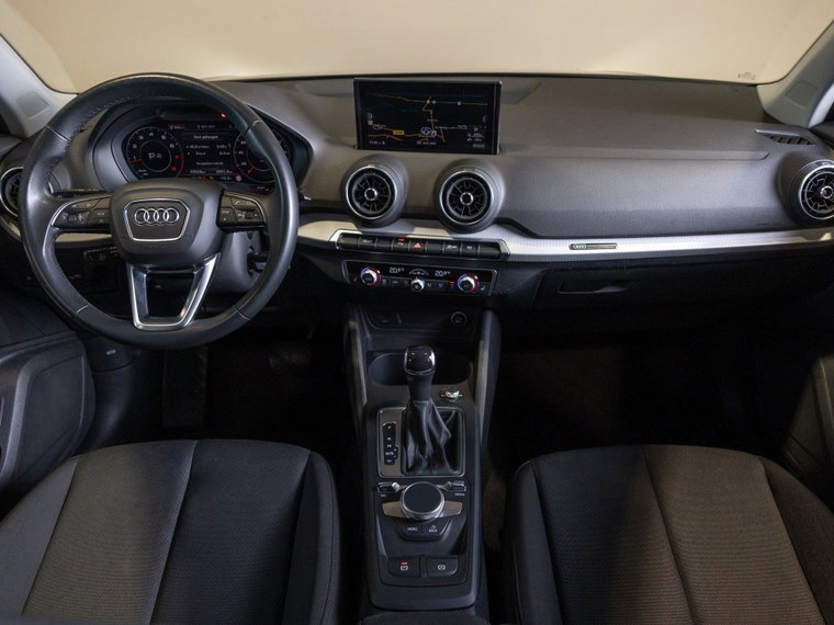 Vehicle Image 38