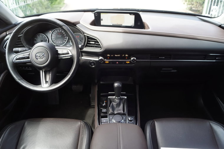 Vehicle Image 38