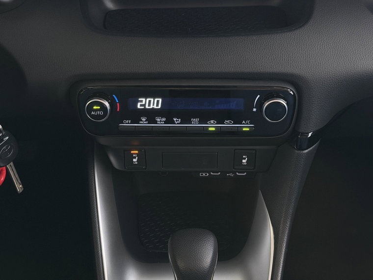 Vehicle Image 25