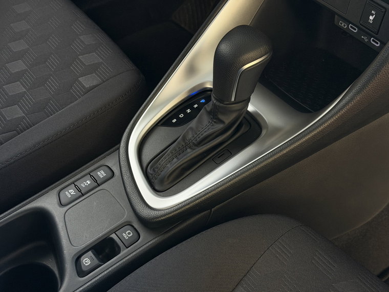 Vehicle Image 35