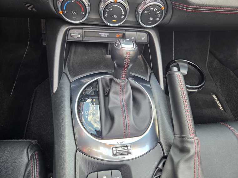 Vehicle Image 19
