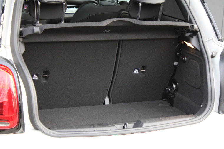 Vehicle Image 37