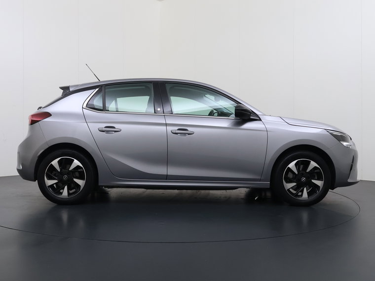 Vehicle Image 40