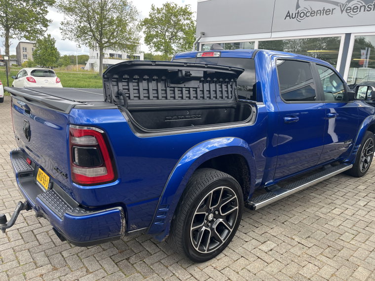 Vehicle Image 17