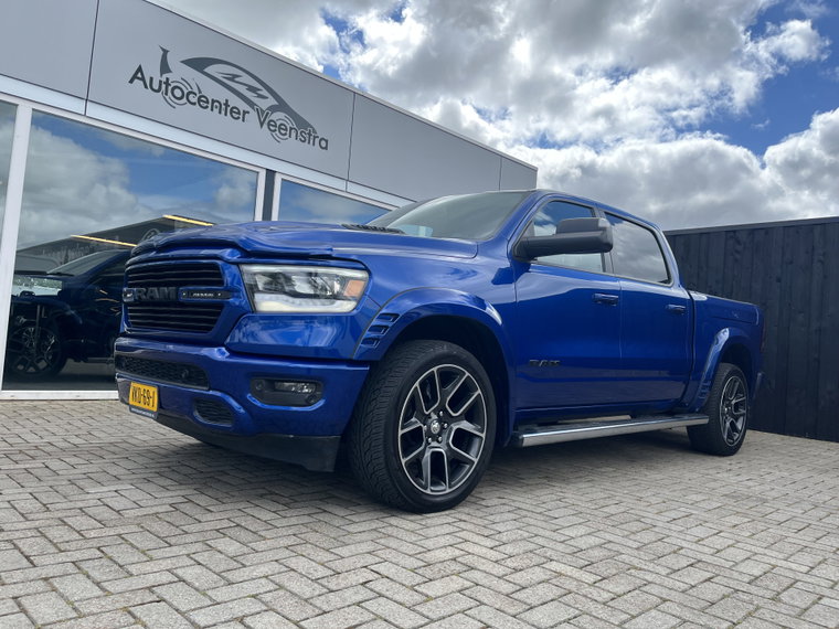 Vehicle Image 21