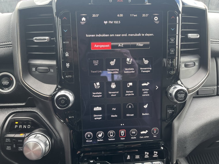 Vehicle Image 36