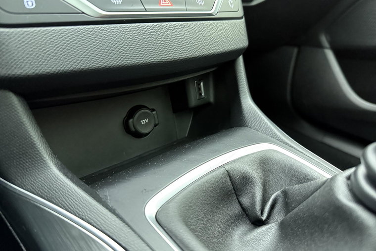 Vehicle Image 24