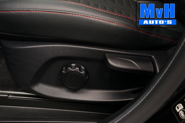 Vehicle Image 40