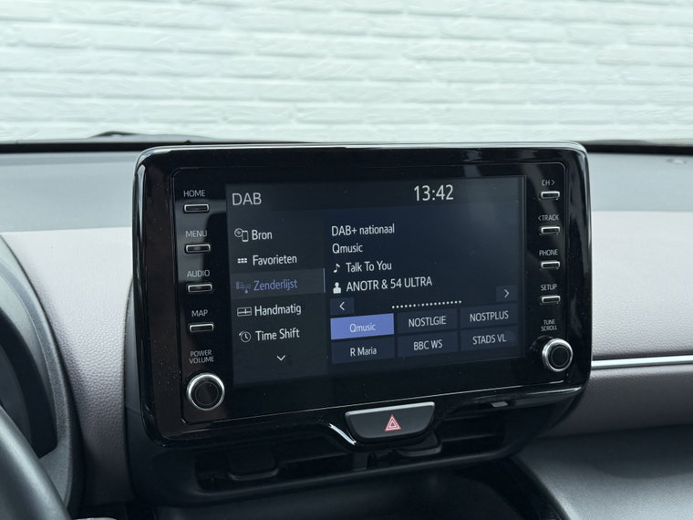 Vehicle Image 22