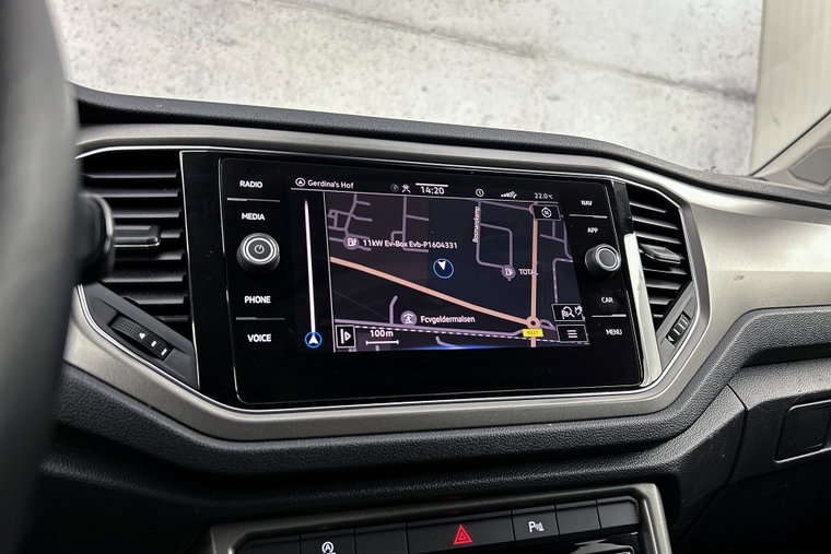 Vehicle Image 21