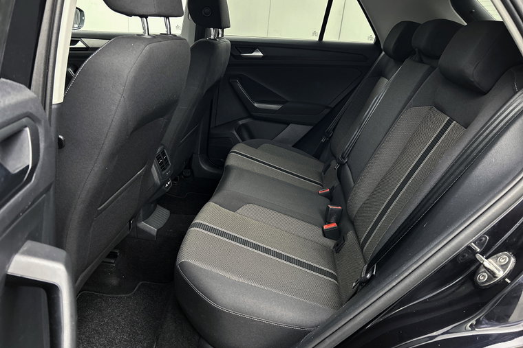 Vehicle Image 28
