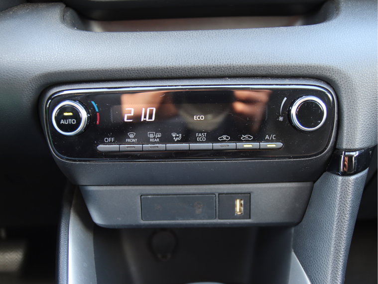 Vehicle Image 26