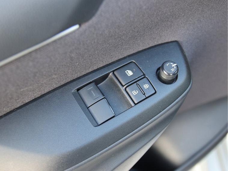 Vehicle Image 35