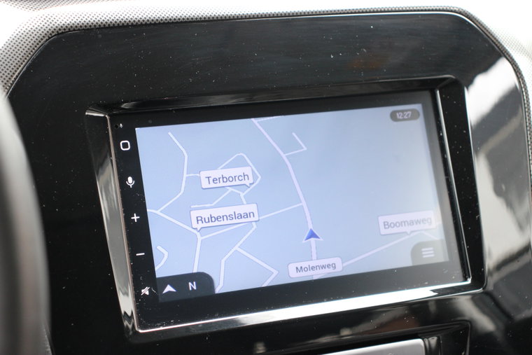 Vehicle Image 18