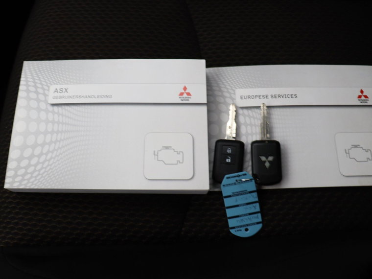 Vehicle Image 31