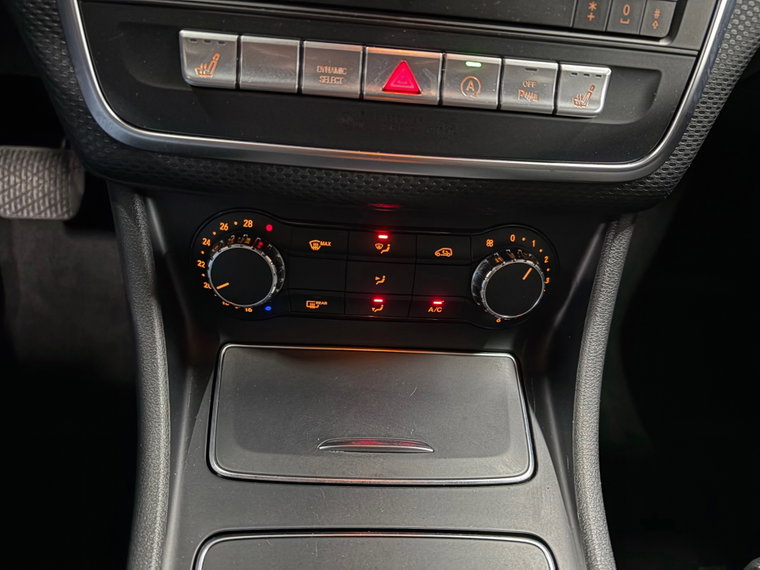 Vehicle Image 28