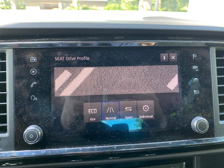 Vehicle Image 24