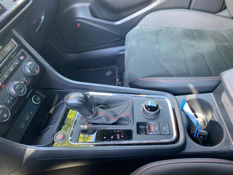 Vehicle Image 28