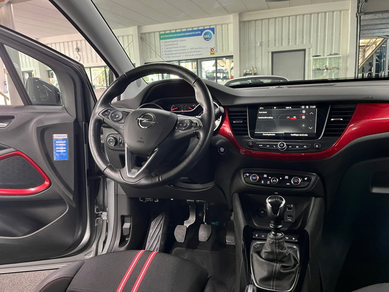 Vehicle Image 40