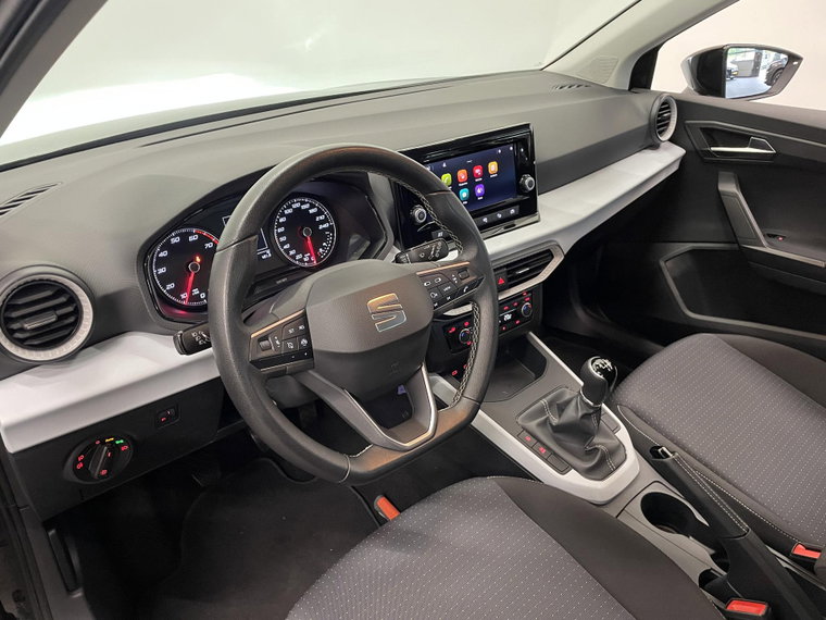 Vehicle Image 10