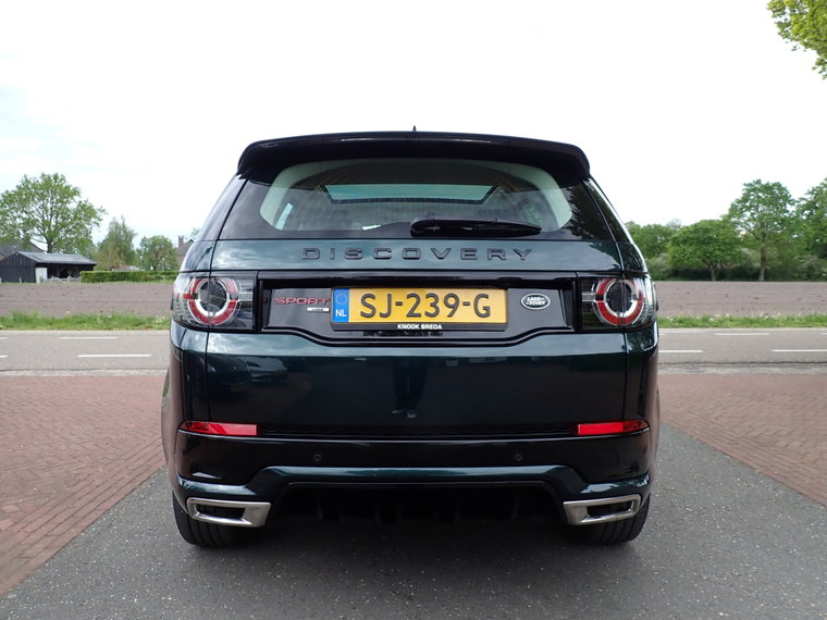 Vehicle Image 32