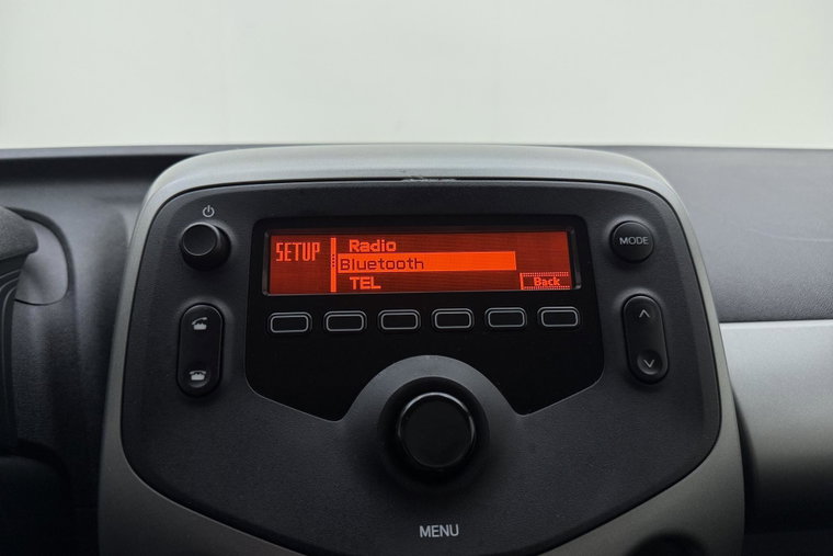 Vehicle Image 22