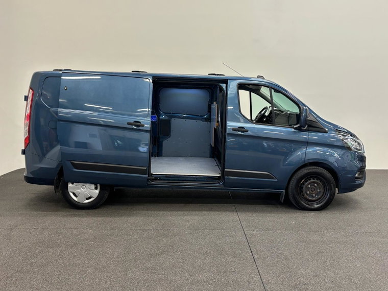 Vehicle Image 26