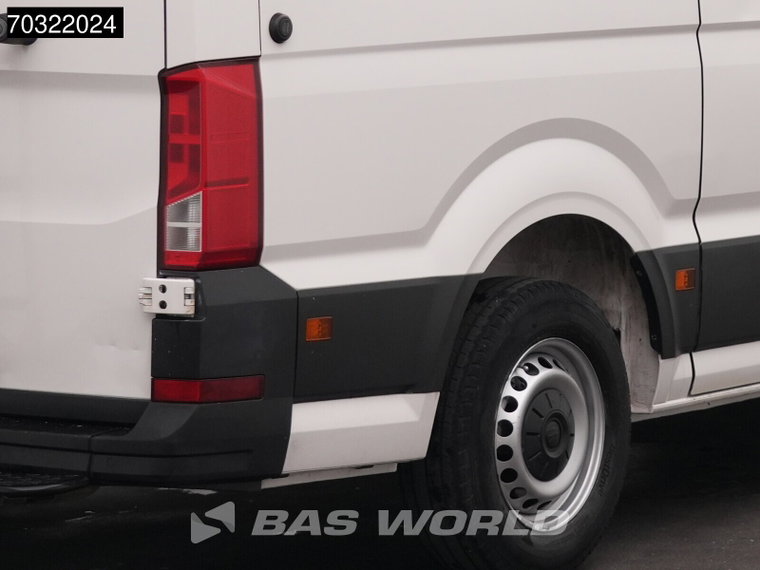 Vehicle Image 33