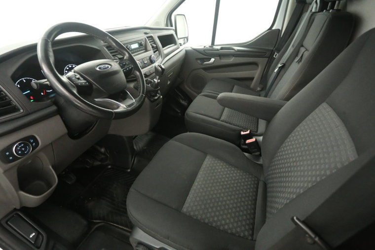 Vehicle Image 18