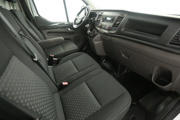 Vehicle Image 19