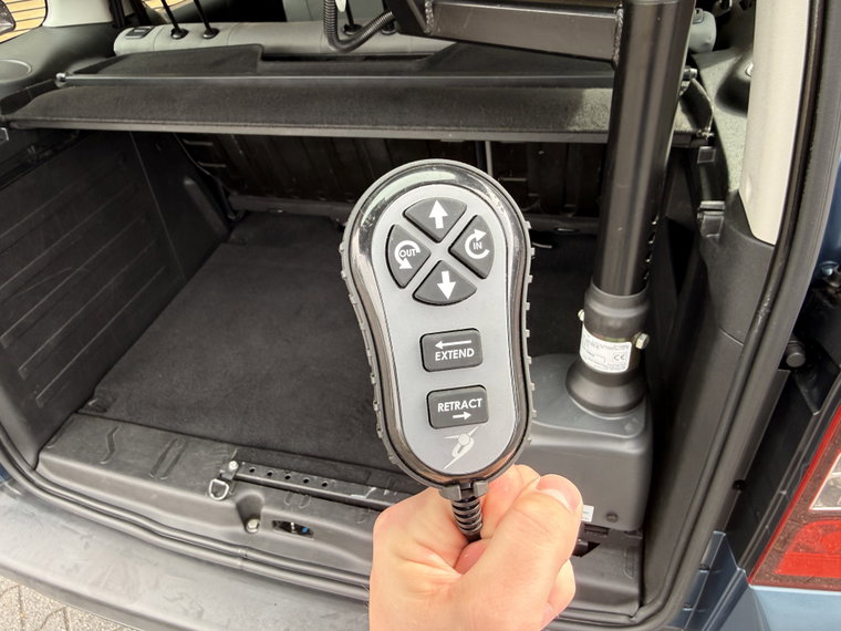 Vehicle Image 19
