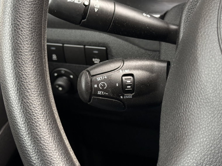 Vehicle Image 24