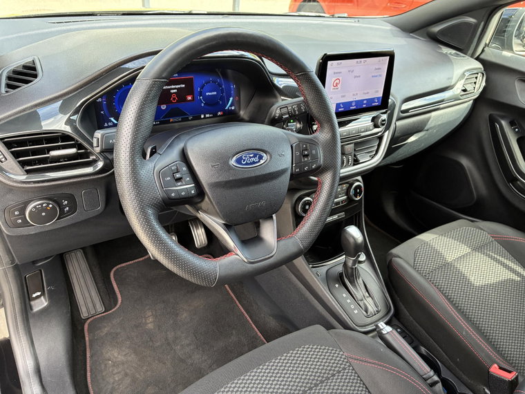 Vehicle Image 39
