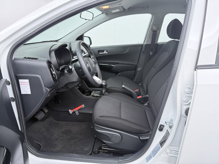 Vehicle Image 19