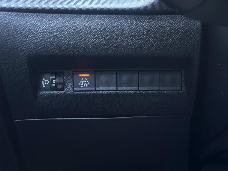 Vehicle Image 27