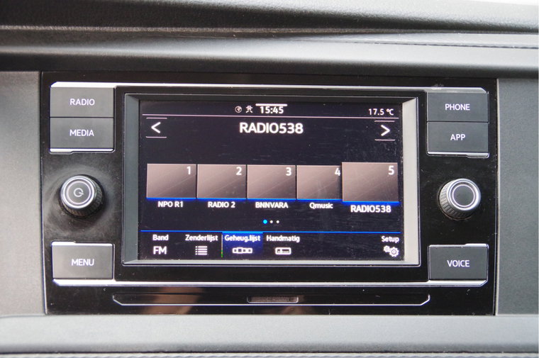 Vehicle Image 15