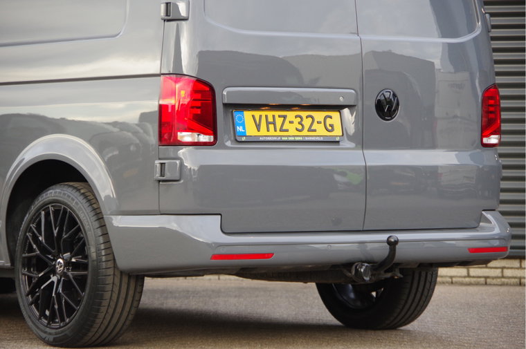 Vehicle Image 31