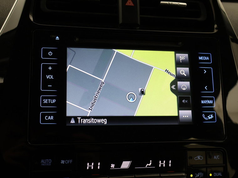 Vehicle Image 17