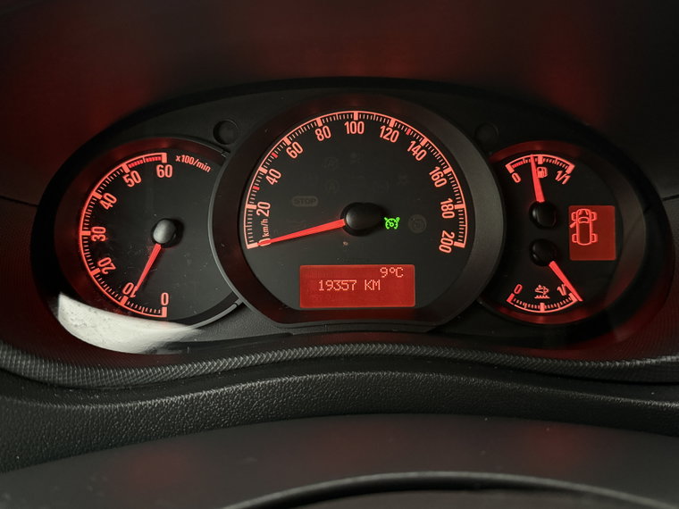 Vehicle Image 14