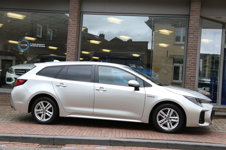Vehicle Image 2