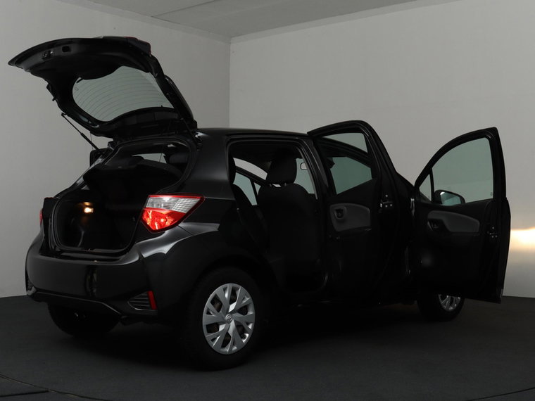 Vehicle Image 30
