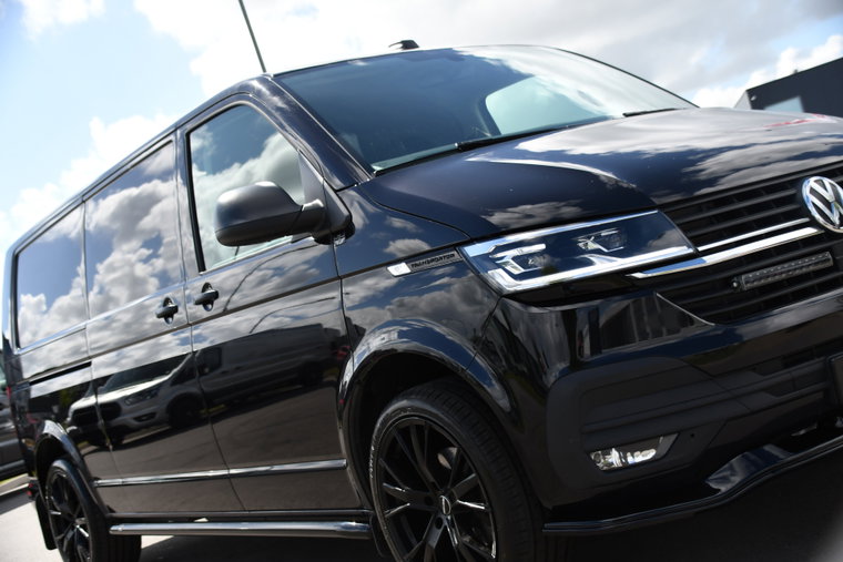 Vehicle Image 19